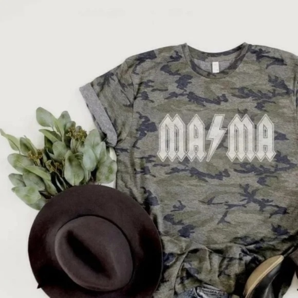 Mama Camo Relaxed Vintage Graphic T-Shirt Tee - Picture 1 of 2